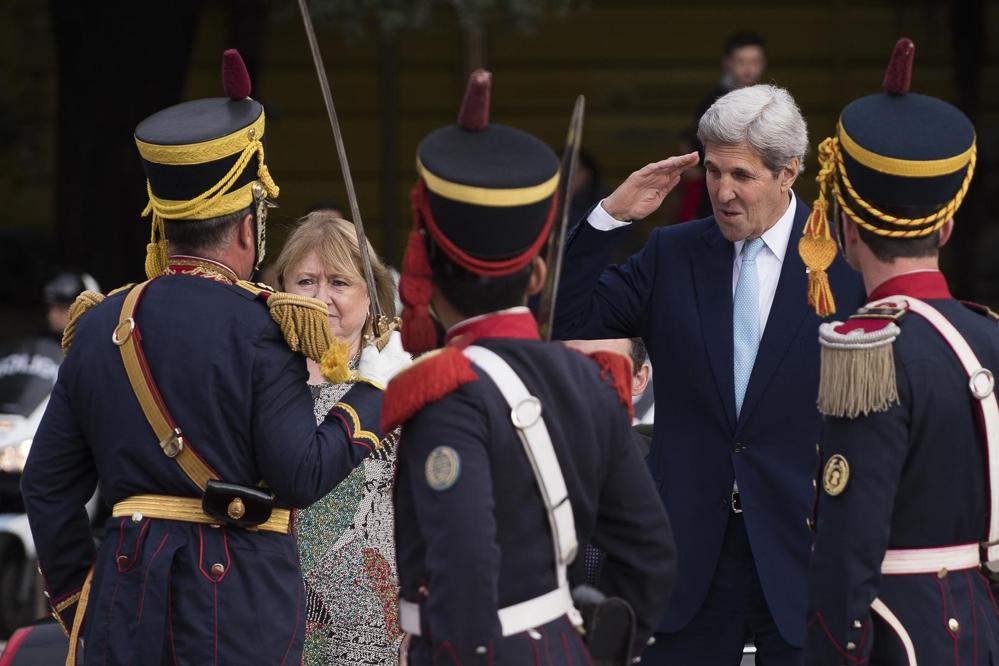 Kerry Y Macri