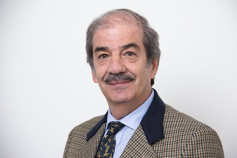 Manuel