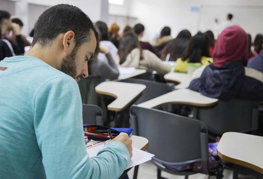 Municipio de Vicente Lopez: TERMINÁ LA SECUNDARIA Secundaria 1024x699