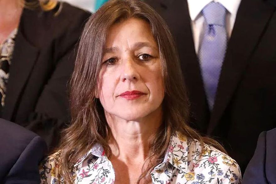 Ministra3