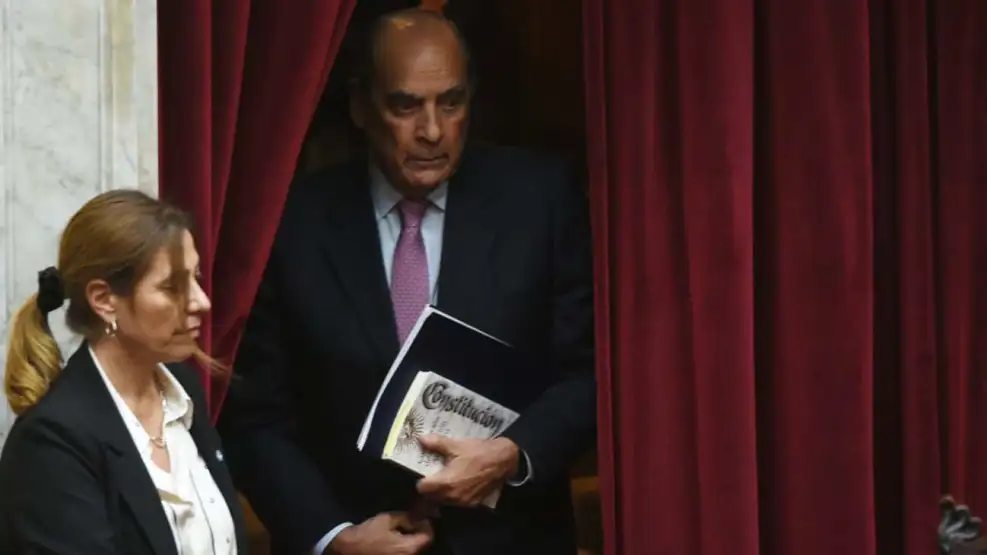 Ministro 8