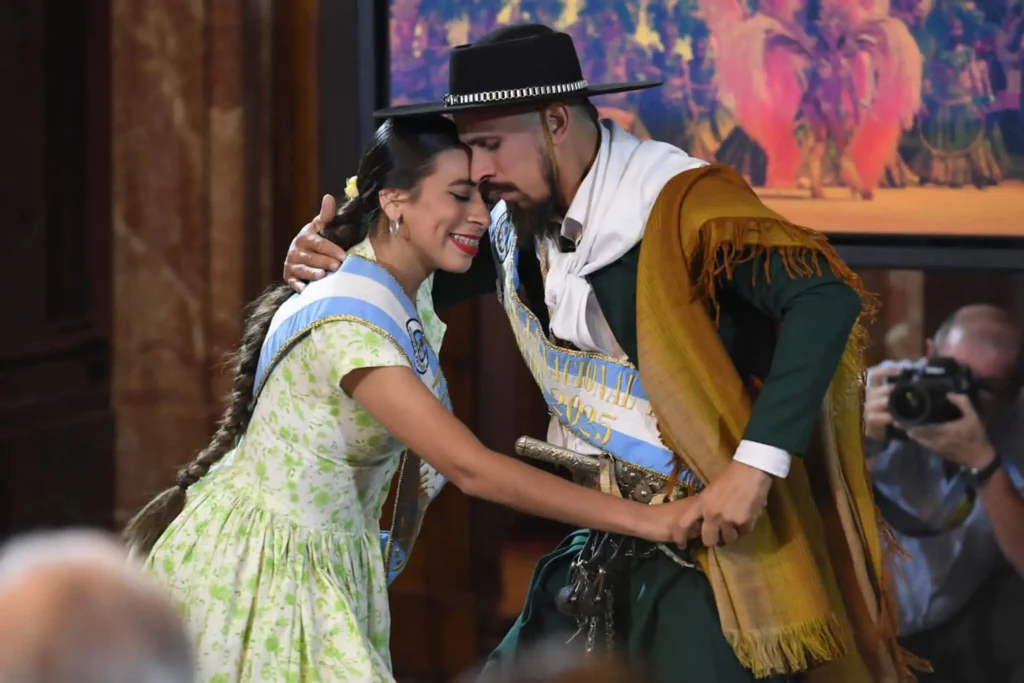 Provincia de Corrientes: La celebración por el Día Nacional del Chamamé se vivirá a pleno en distintos puntos del país Baile 1024x683