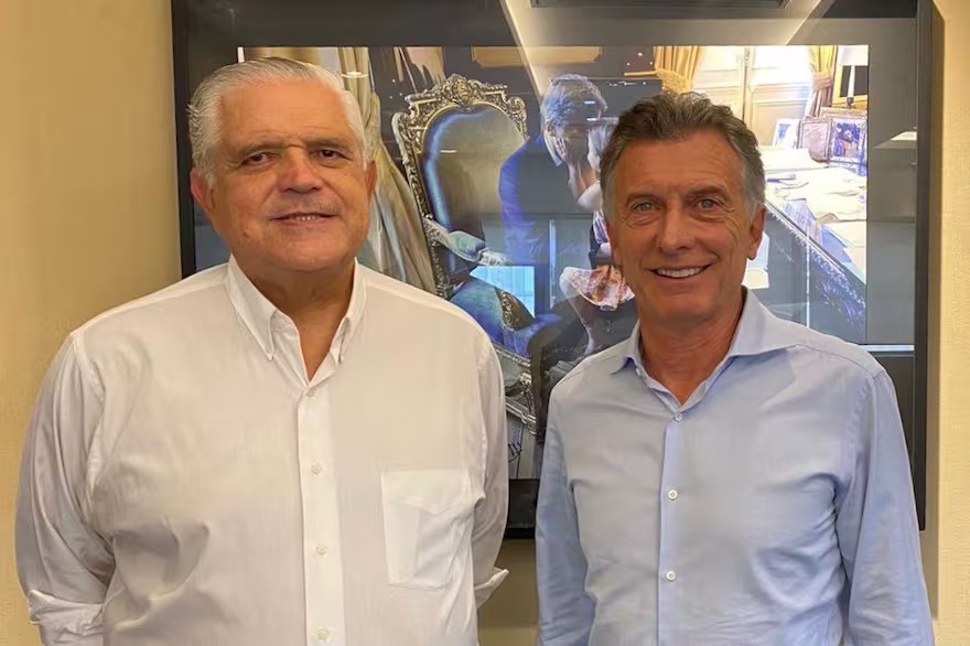 López Murphy publicó una vieja foto con Macri para atraer a los votantes de Pro Duque 4