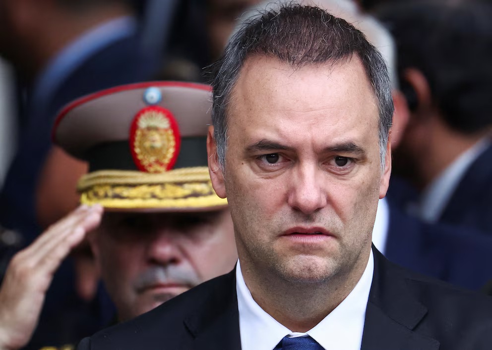 Pidieron nuevos informes sobre las propiedades y los viajes de Manuel Adorni en la causa por enriquecimiento ilícito Corrupto 1
