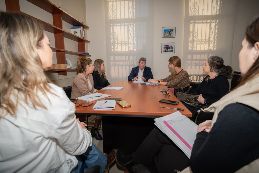 Provincia de Entre Rios: Promueven el cupo de viviendas para personas con discapacidad y jornadas de sensibilización Rios 1024x683