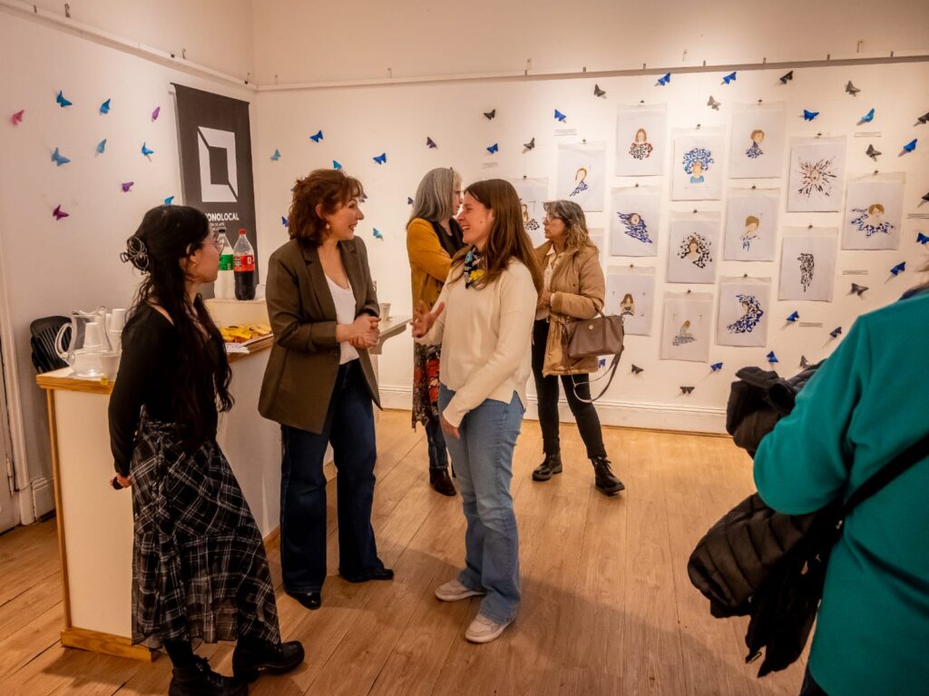 Municipio de Junín: Se realizó la apertura de muestra “Pulsa el Deseo” de la artista Sol Bernasconi Muestra 1024x767