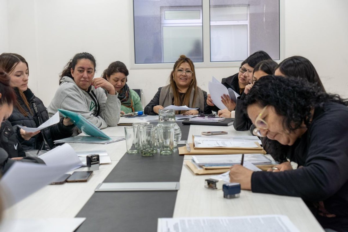 Provincia de Santa Cruz: Más de 1650 cooperativistas tienen garantizada su continuidad laboral: “Es dar previsibilidad y seguridad a las familias”
